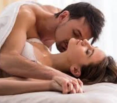 Sensational body to body male to female massage by professional male therapist in Mumbai