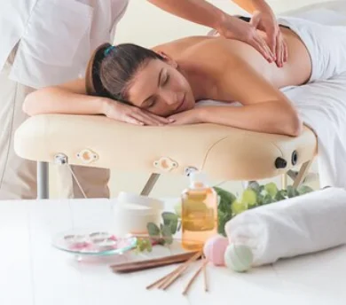 Get the deep relaxing massage by expert male massage therapist